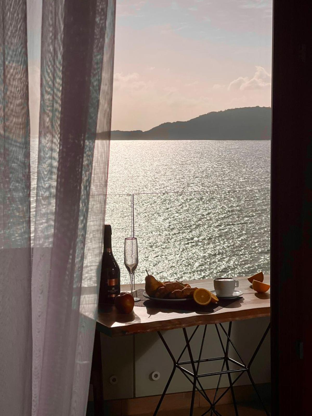 Maresia Boutique Suites Budva Eksteriør billede