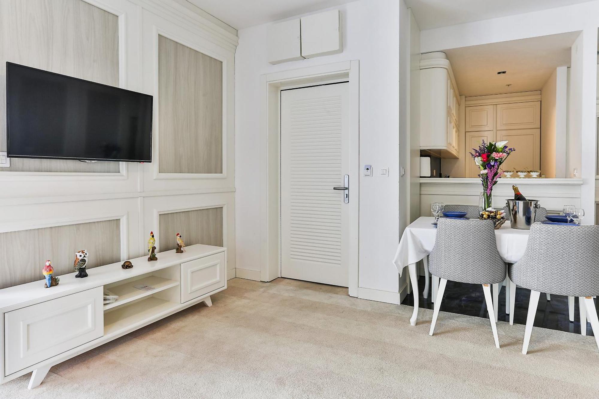 Maresia Boutique Suites Budva Eksteriør billede
