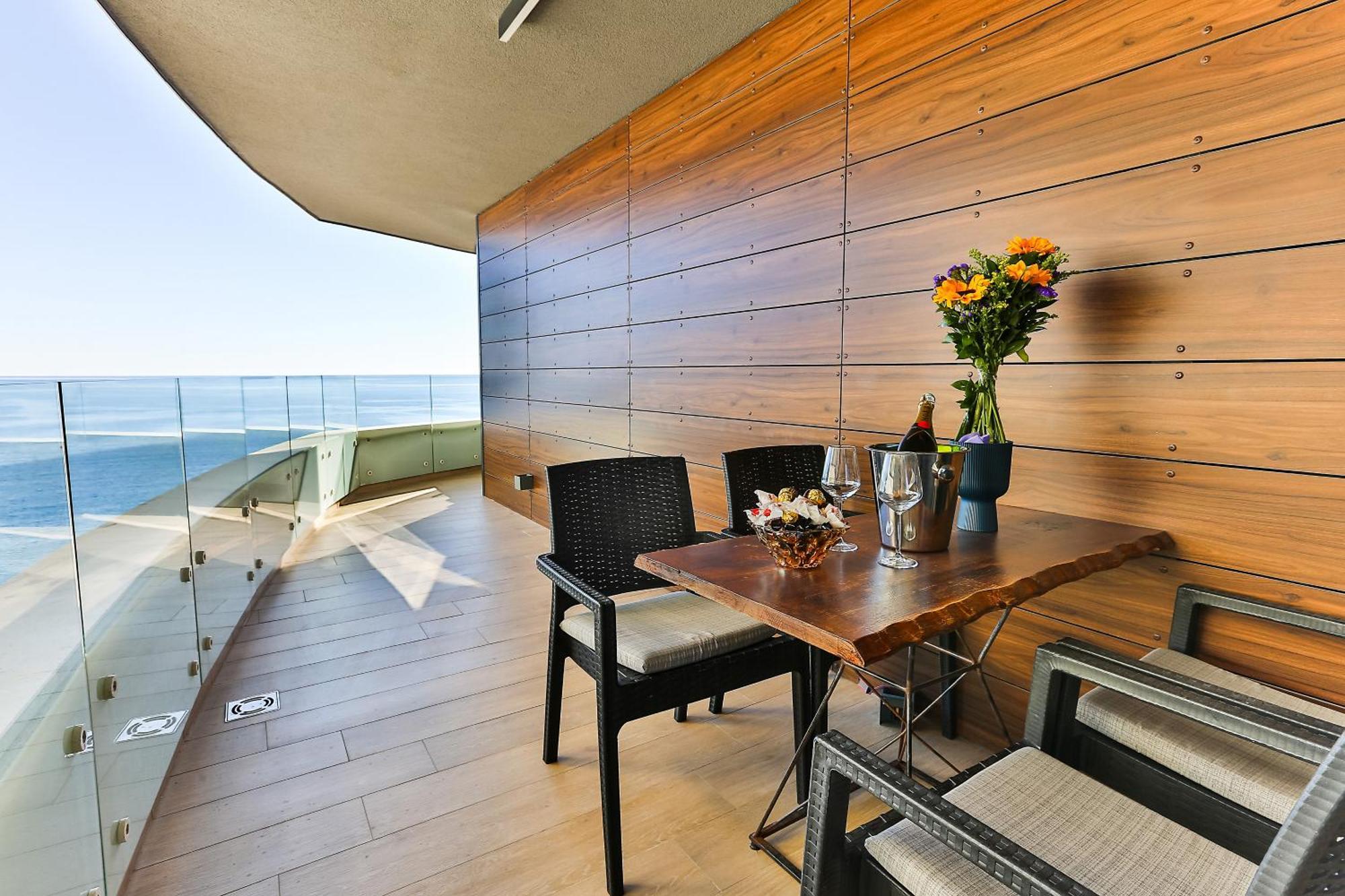 Maresia Boutique Suites Budva Eksteriør billede