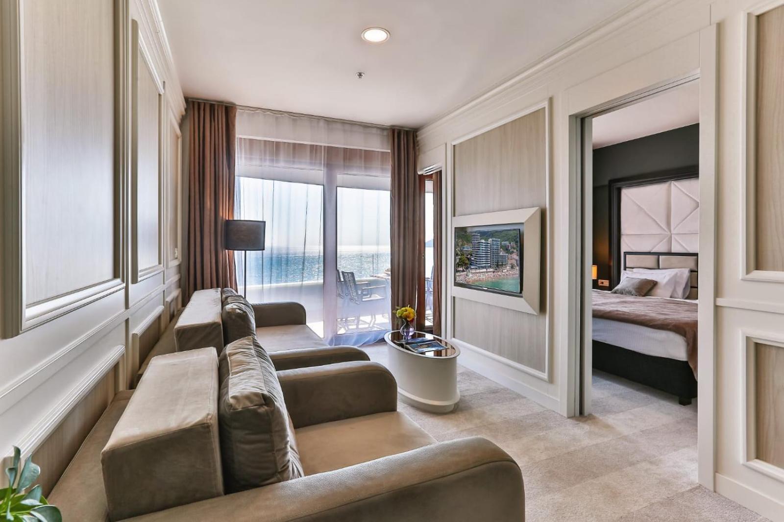 Maresia Boutique Suites Budva Eksteriør billede