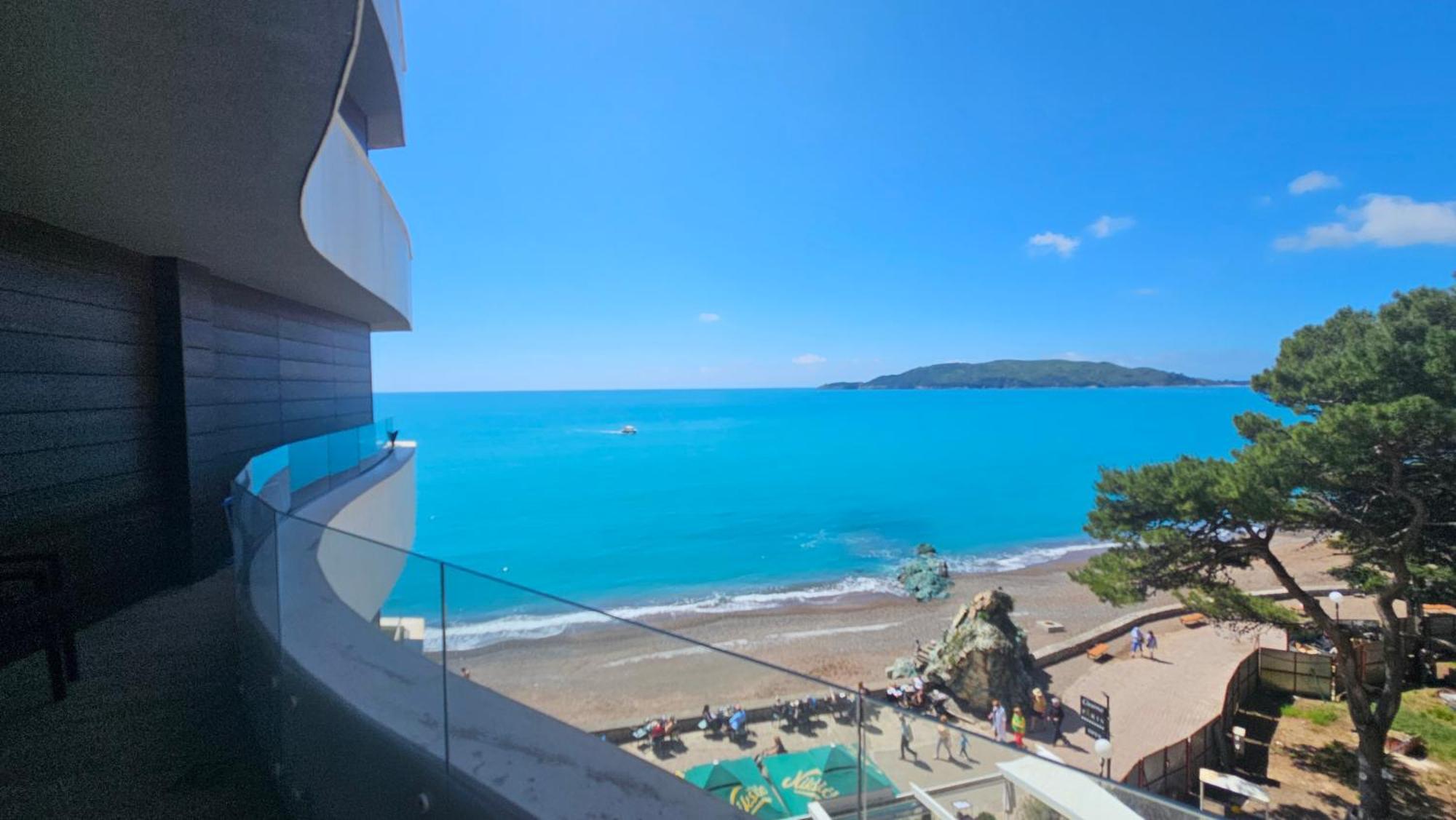 Maresia Boutique Suites Budva Eksteriør billede