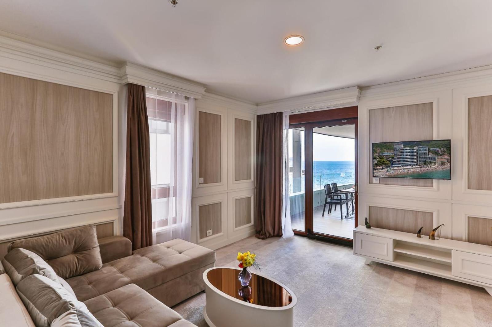 Maresia Boutique Suites Budva Eksteriør billede