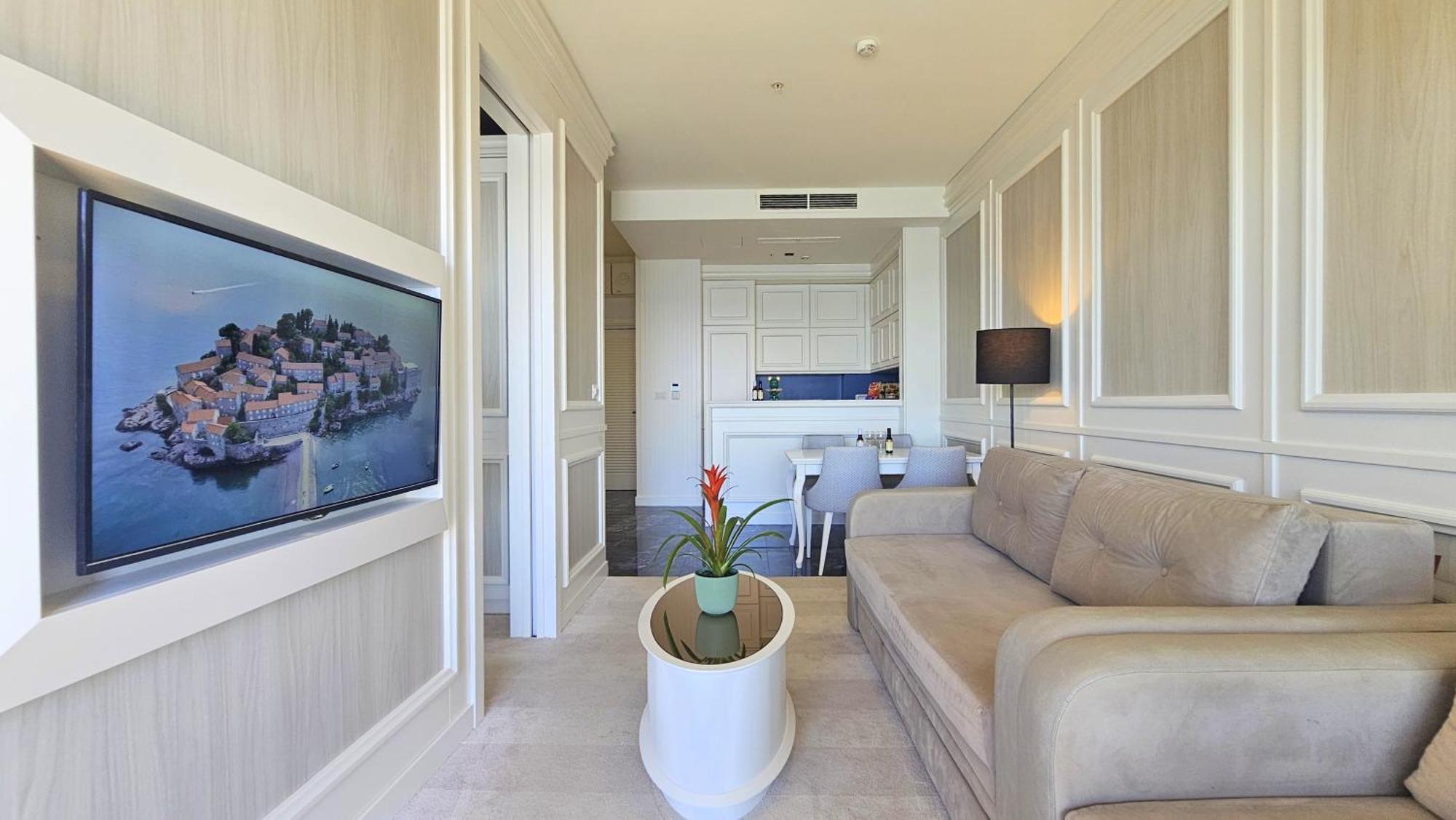 Maresia Boutique Suites Budva Eksteriør billede