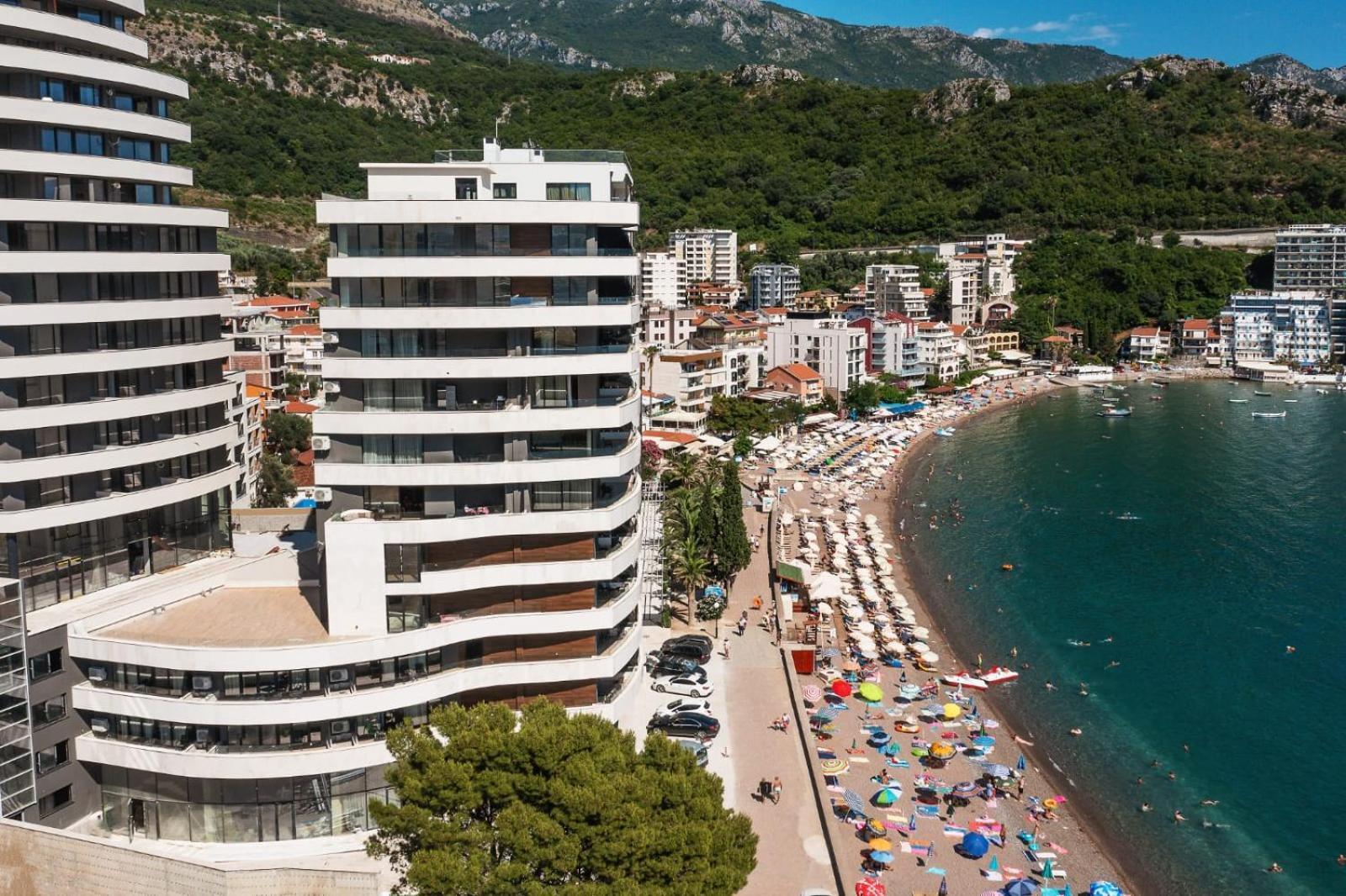 Maresia Boutique Suites Budva Eksteriør billede